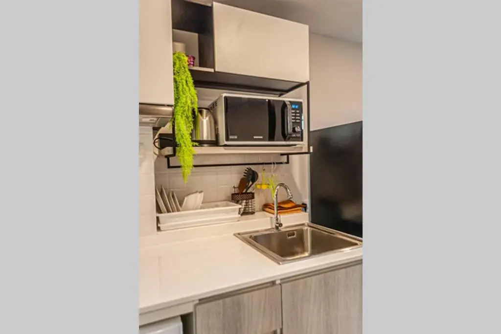 1BR Mountain/Pool View at Central festival mall.