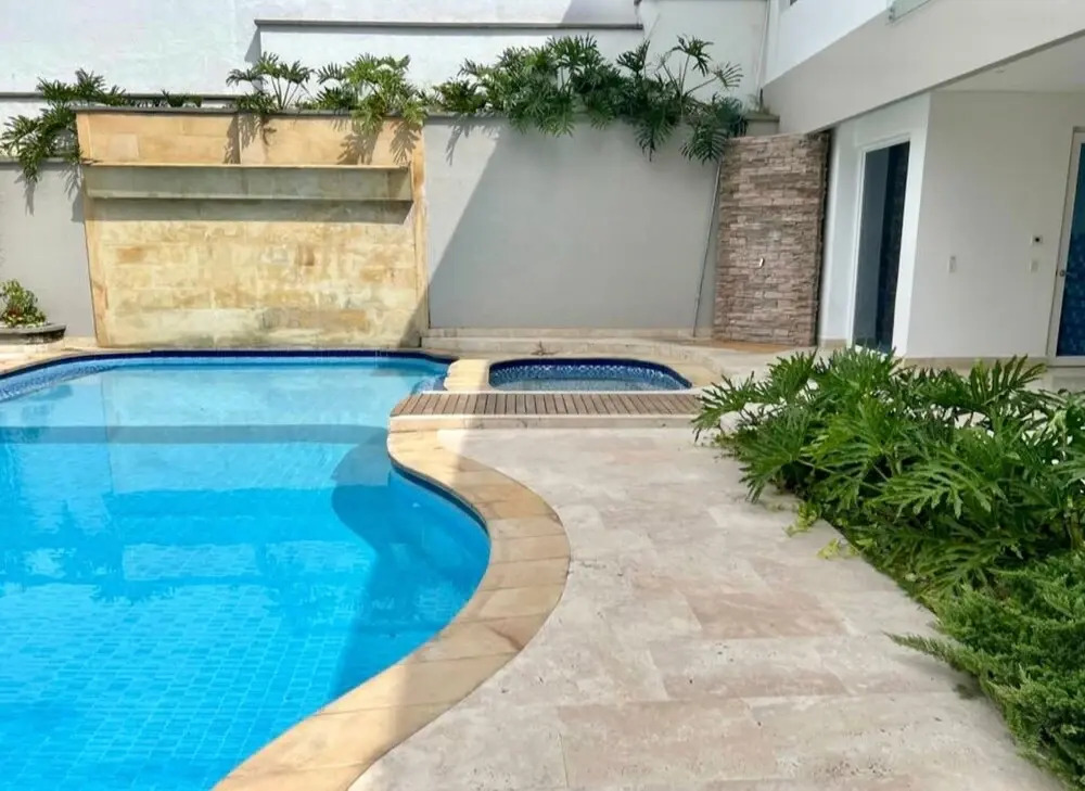 Villa Campestre con Piscina en Cali