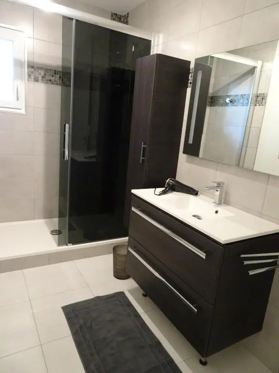 T3 150 m de la plage, climatisation, piscine et parking privatif - Le Lavandou