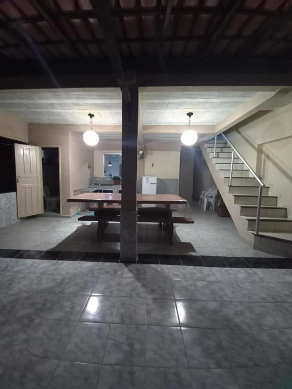 Casa para temporada c/ ar condicionado, próximo da praia e do Beco das Garrafas