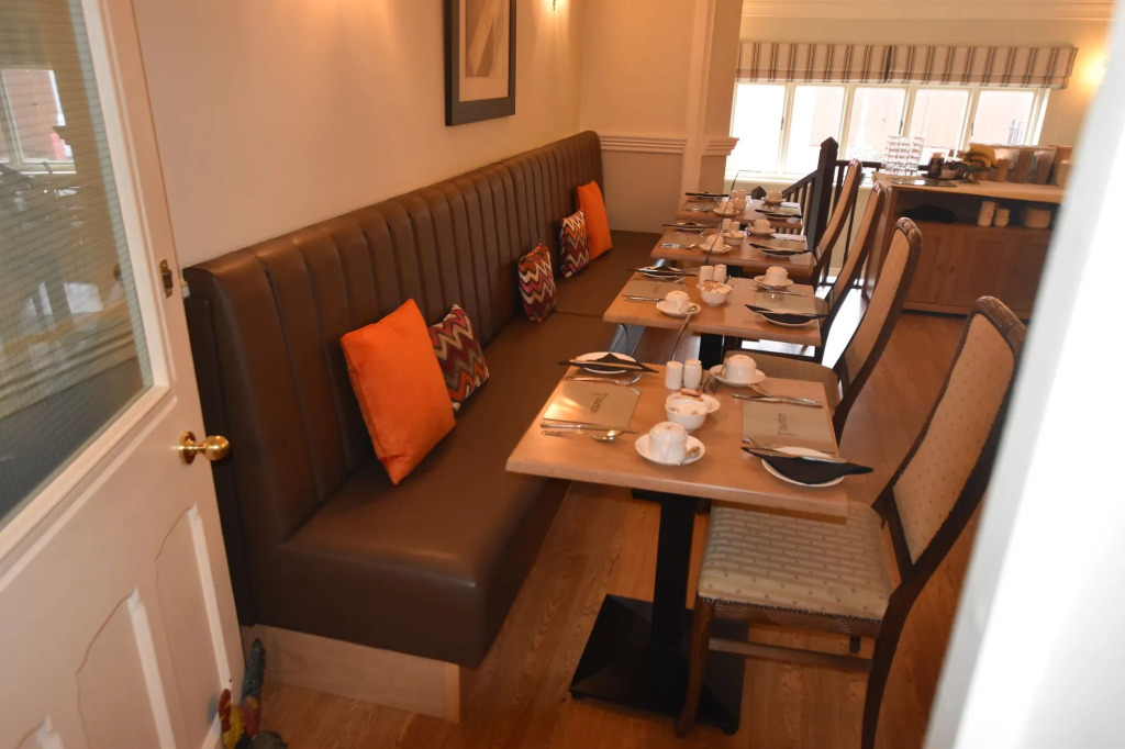 Taunton House Hotel