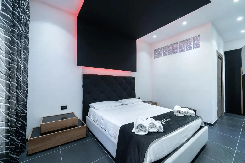 Royal Art H Spaccanapoli, by ClaPa Group