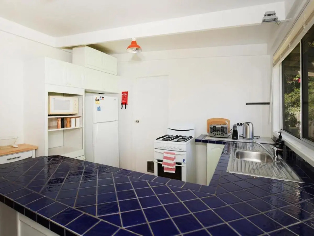 Nest I Pet Friendly I 2 Min Walk to Beach