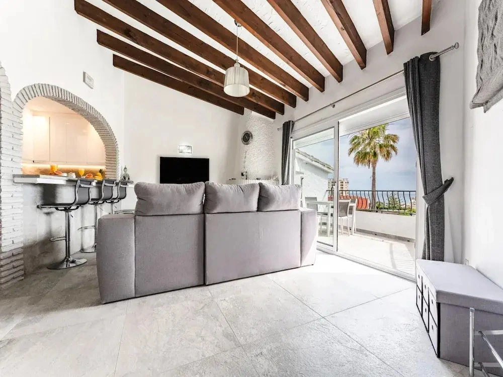 Lively Apartment in Mijas With Private Balcony