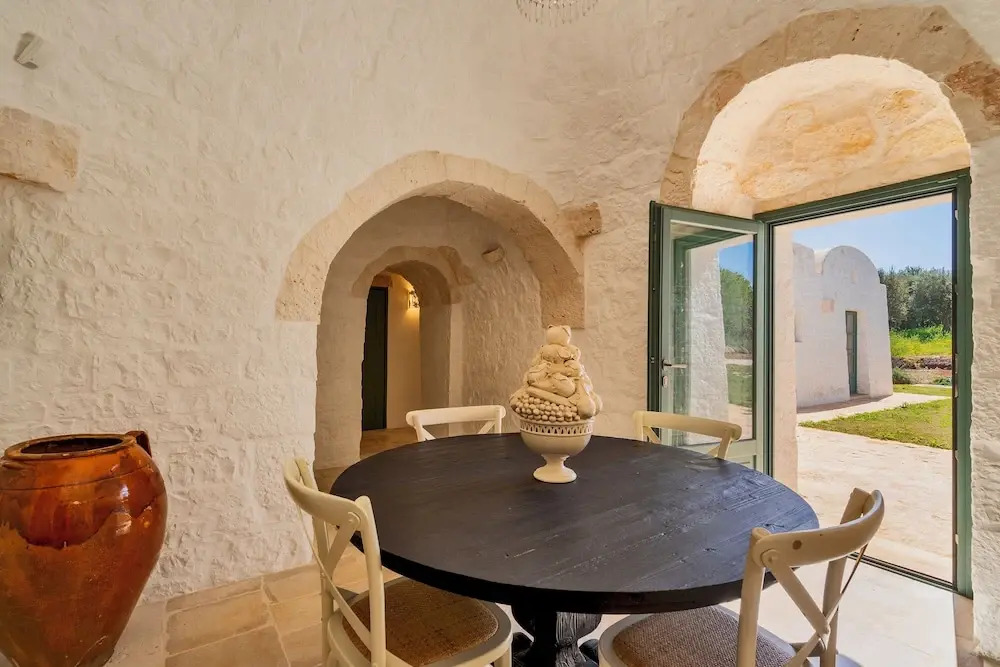 Trullo Pietra Rossa with Pool by Wonderful Italy