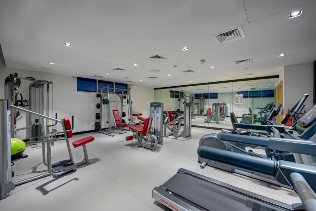 Al Khoory Courtyard Hotel