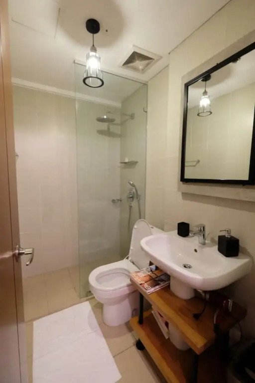 Eton Residences by StayHome Asia