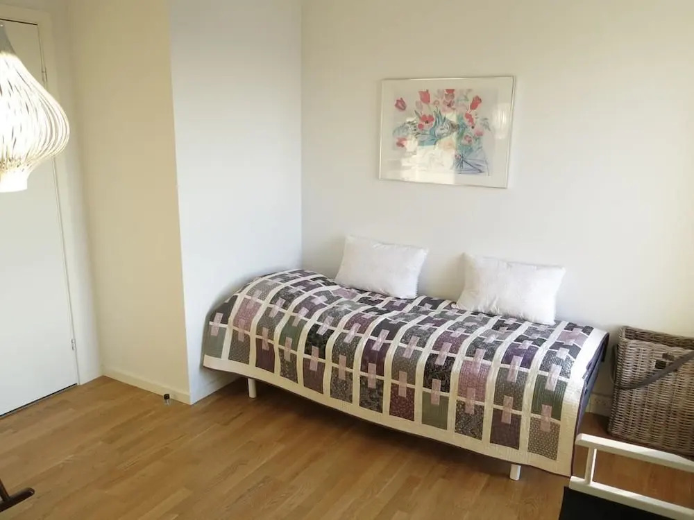 Apartment by Metro Bella Center 963-1