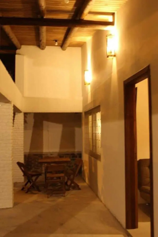 Casa Larrosa