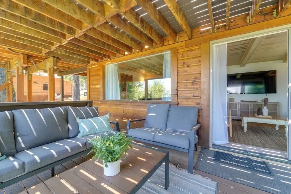 Luxe Tahoe City Cabin w/ Lake Views & Beach Access
