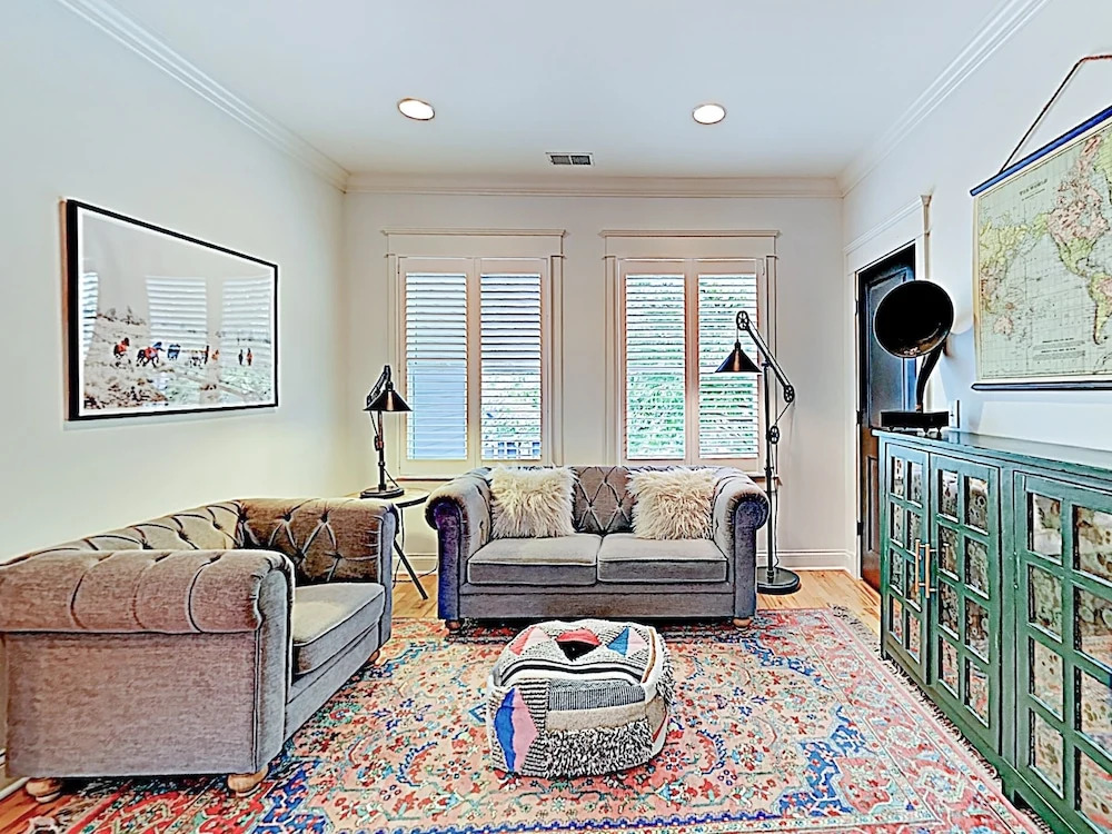 17th Street Home - 4 Br Home