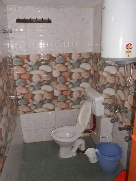 Goroomgo Rooma Srinagar