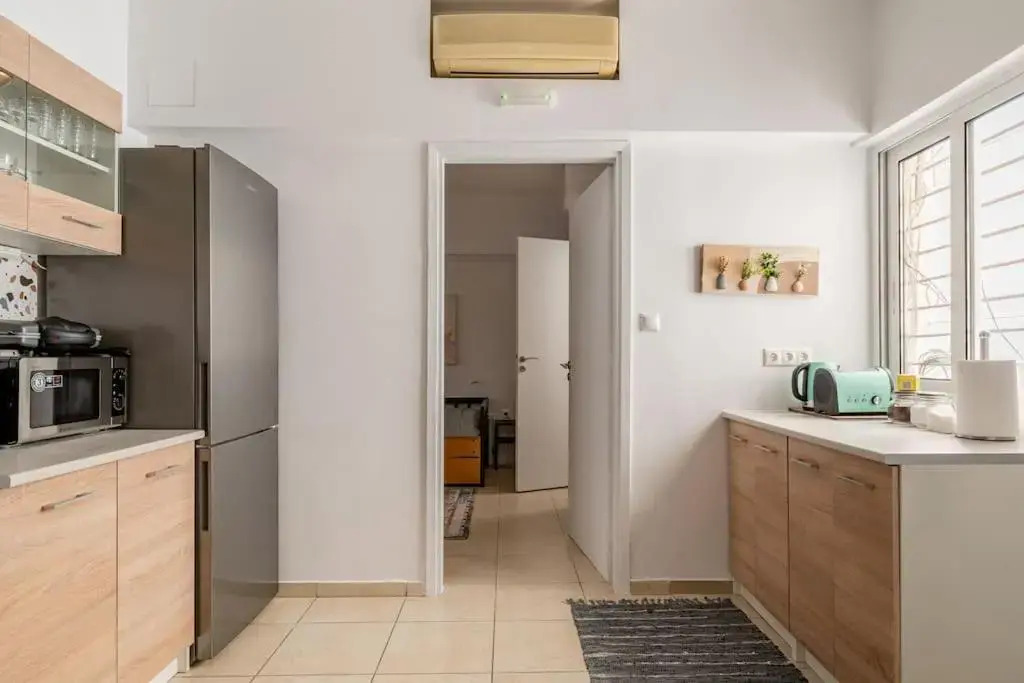 Brand New Bright modern 6bdr apt-1min to Acropolis
