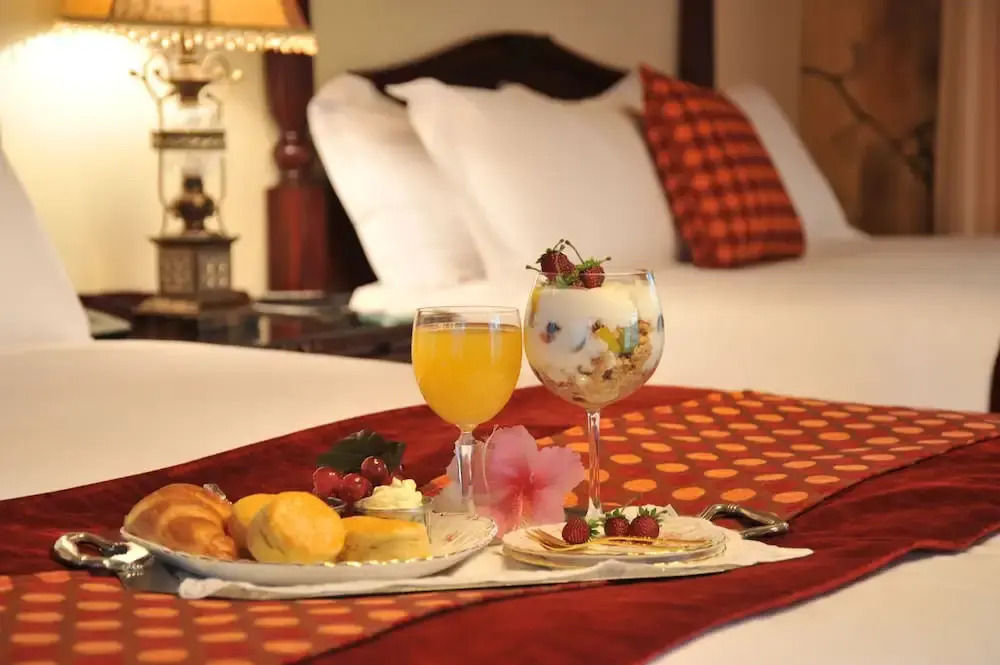 Summerfield Luxury Resort & Botanical Garden