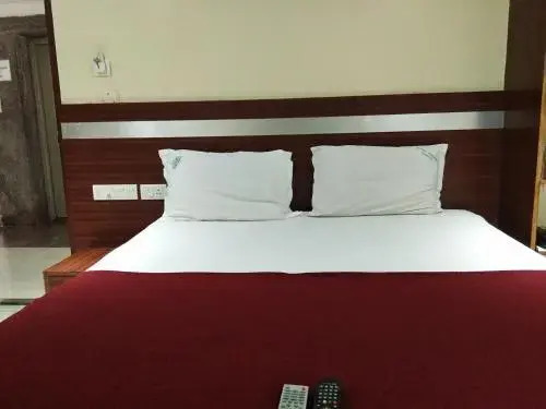 Hotel Adarsh Residency
