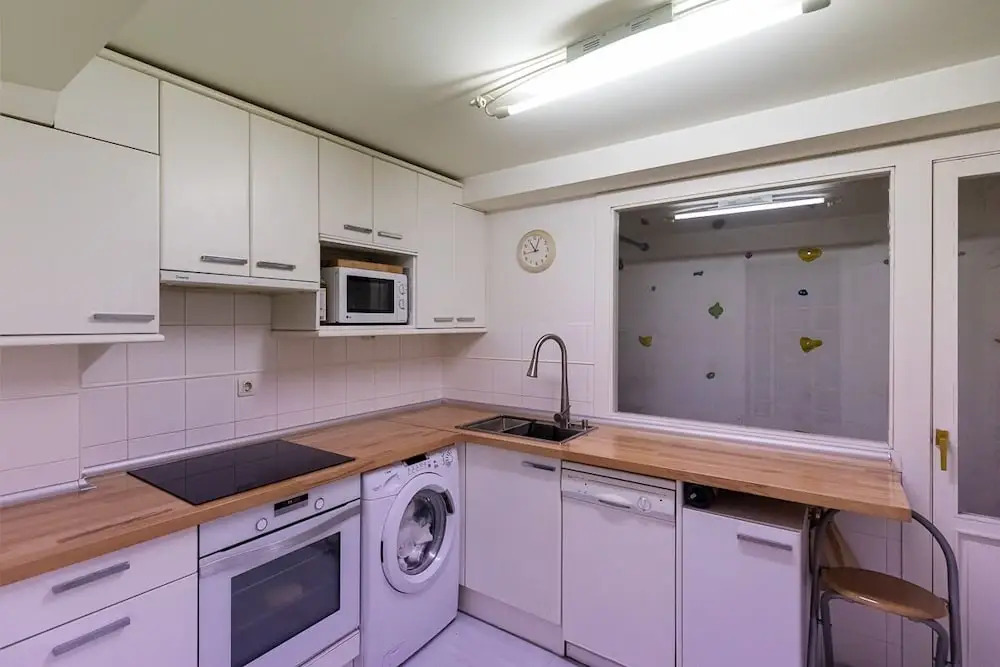 OLD TOWN VIII apartment by Aston Rentals