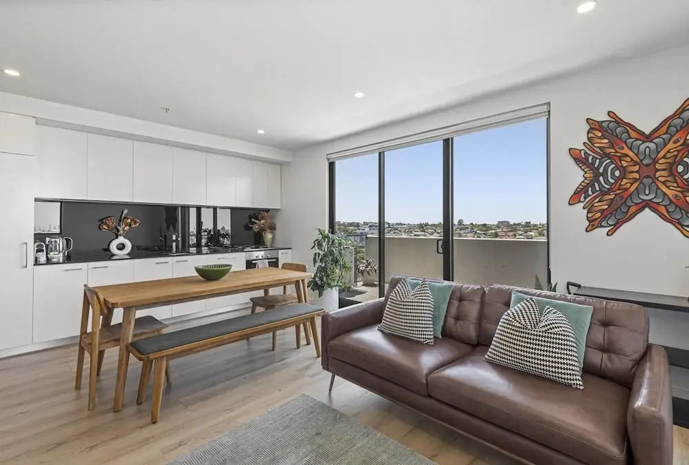 Bright City-view Retreat in the Heart of Preston