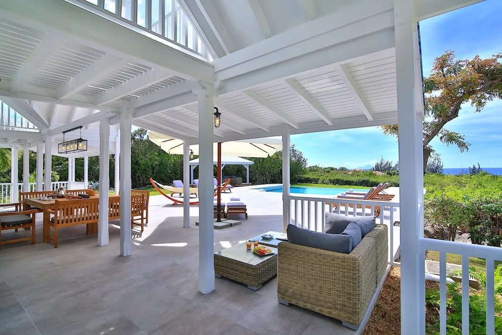 Hamptons Villa