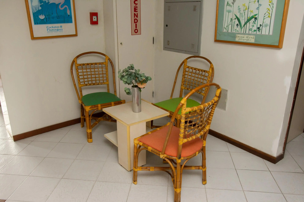 VOA Ambassador Flat
