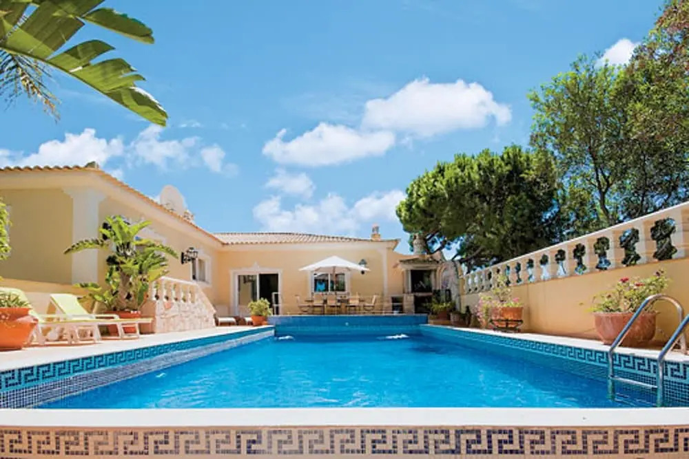 Villa With 4 Bedrooms in Almancil, With Private Pool, Enclosed Garden and Wifi - 5 km From the Beach
