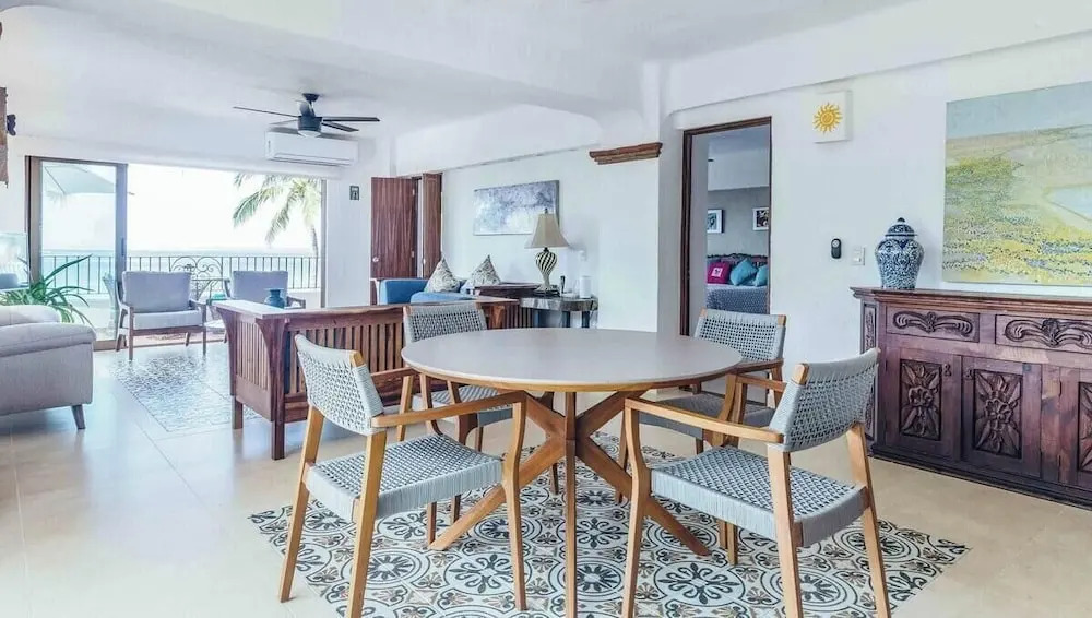 Ocean View 2Br Condo-balcony-beach-pool - 214