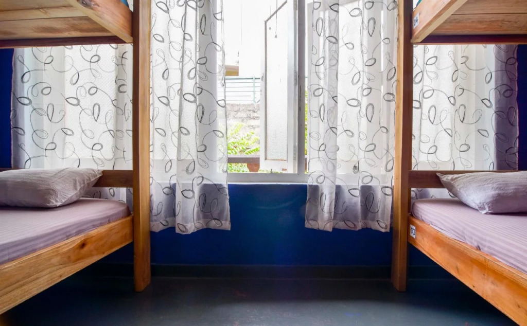 Jay's Bunks-Kandy Hostel - Adults Only