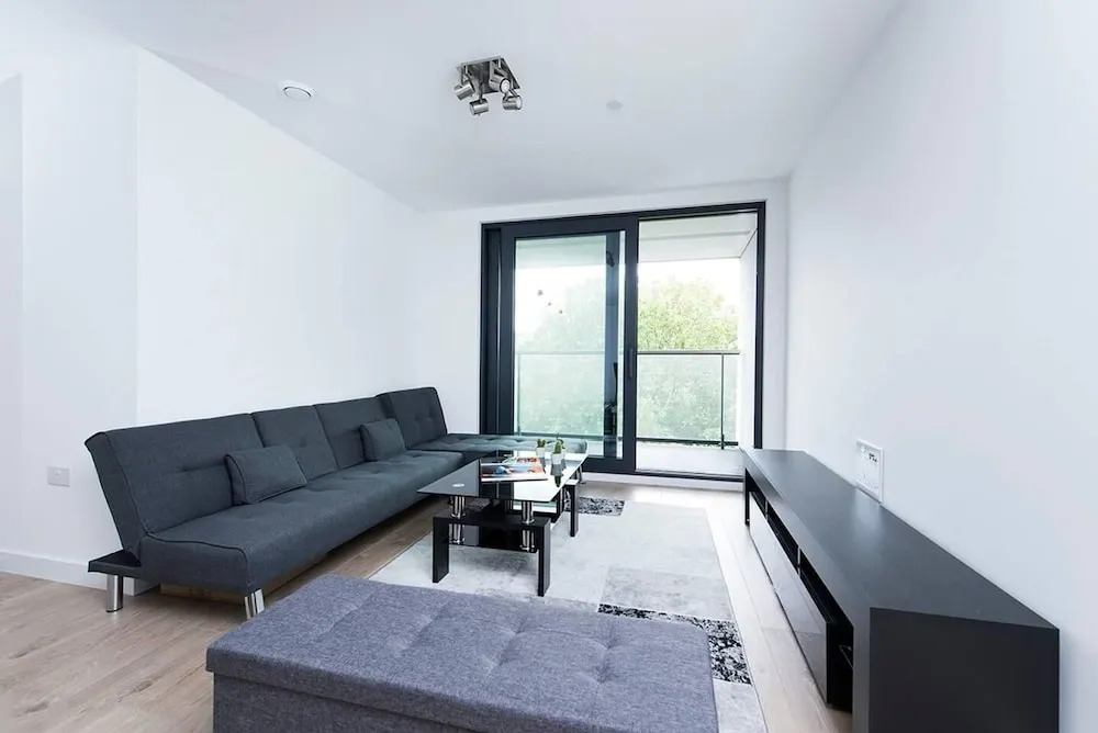 Stunning Contemporary 2br Apartment!