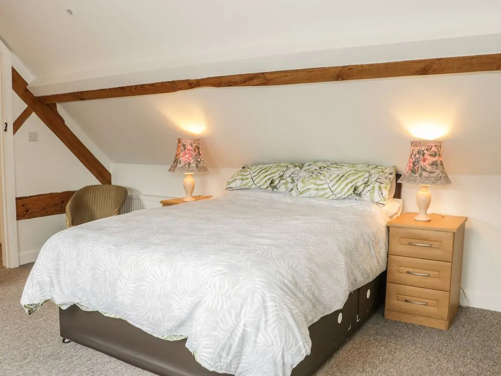 The Cow Byre, Heath Farm