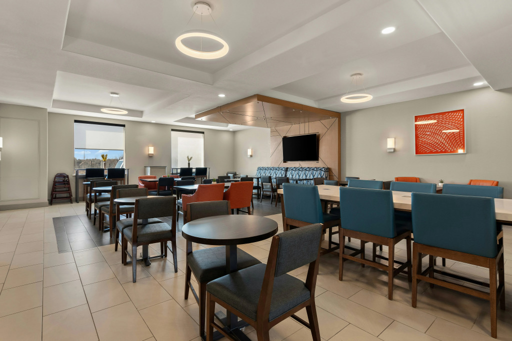 Holiday Inn Express & Suites Oklahoma City NW - Quail Springs by IHG