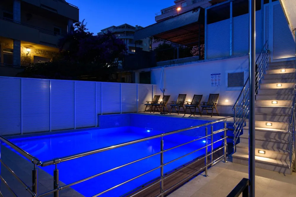 A2-apt w. Shared Pool & Balcony,next to the Beach