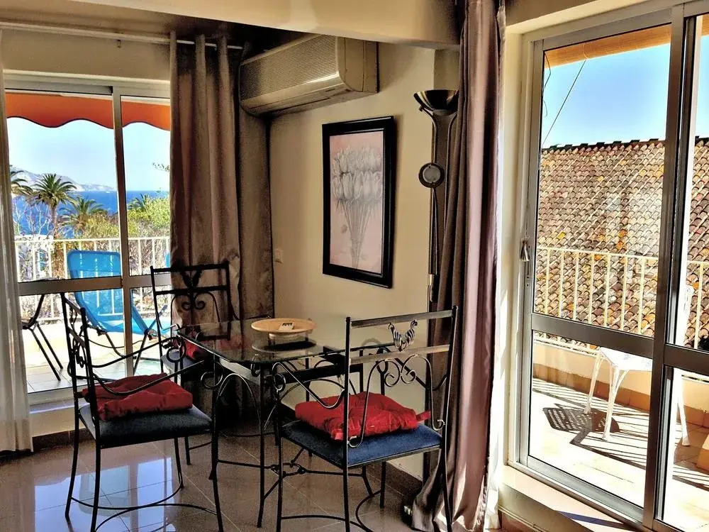 Apartamentos Balcã³N de Europa