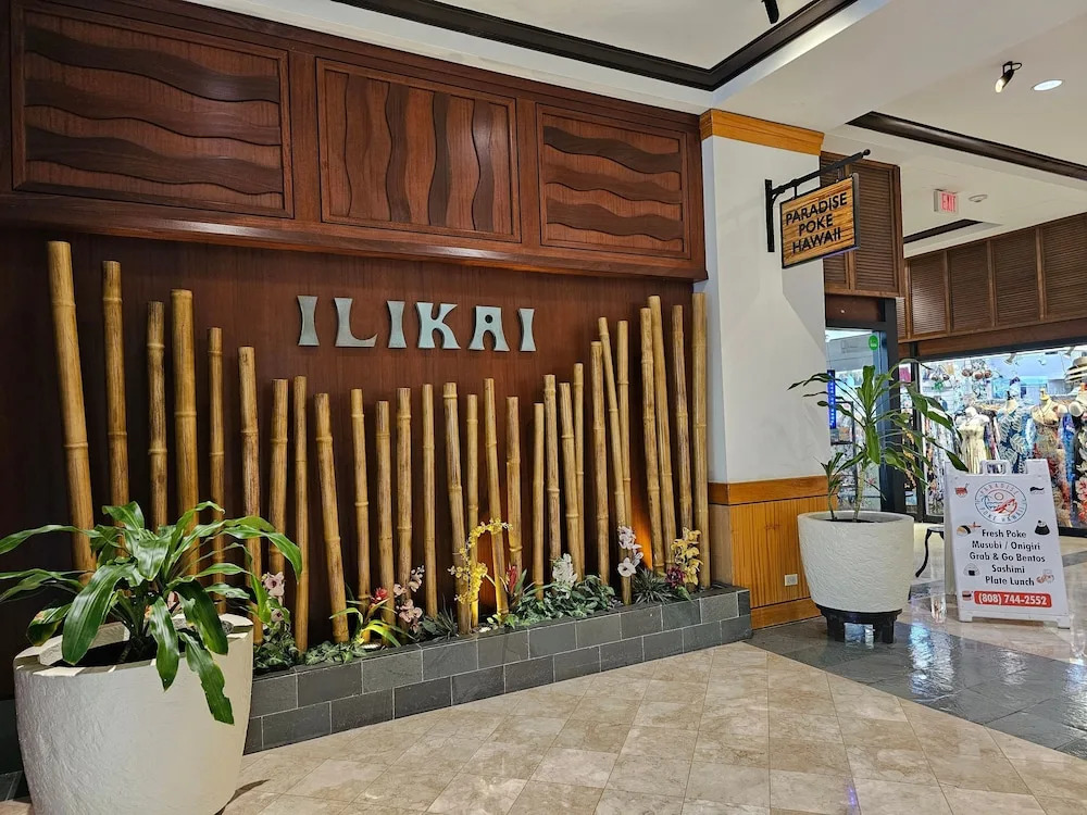 Ilikai Tower One Bedroom Lagoon View Waikiki Condos with Lanai & Free Wifi