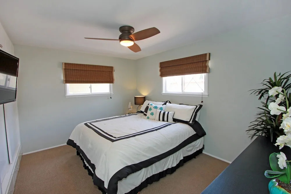 4801 Seashore Drive Deja 4 Bedroom Home