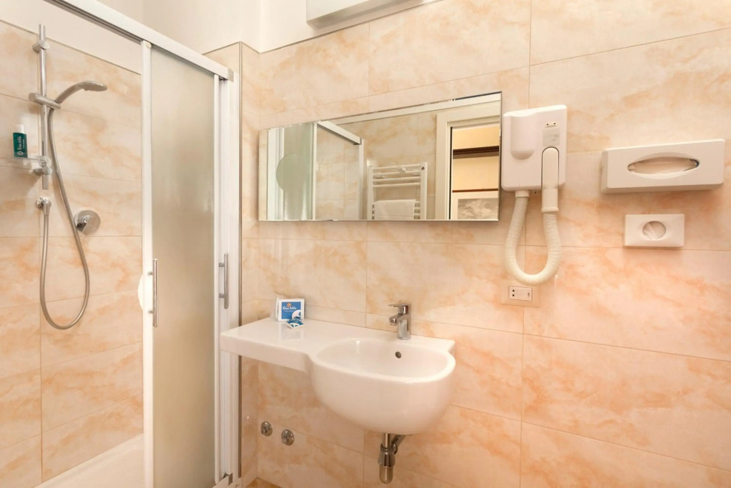 Hotel Milano Helvetia - in centro con piscina
