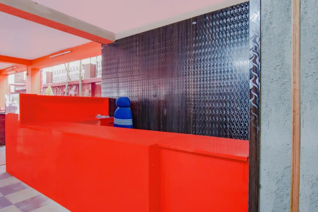 OYO Flagship 77620 Binayak Banquet & Ac Guest House
