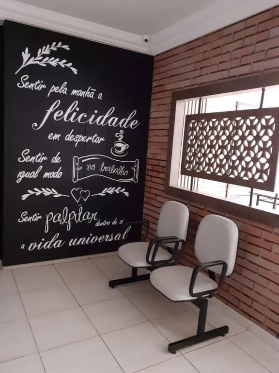 Hotel Romanville