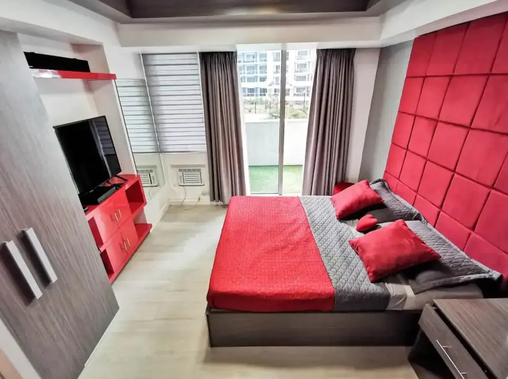 Azure Staycation by Casa Lepap