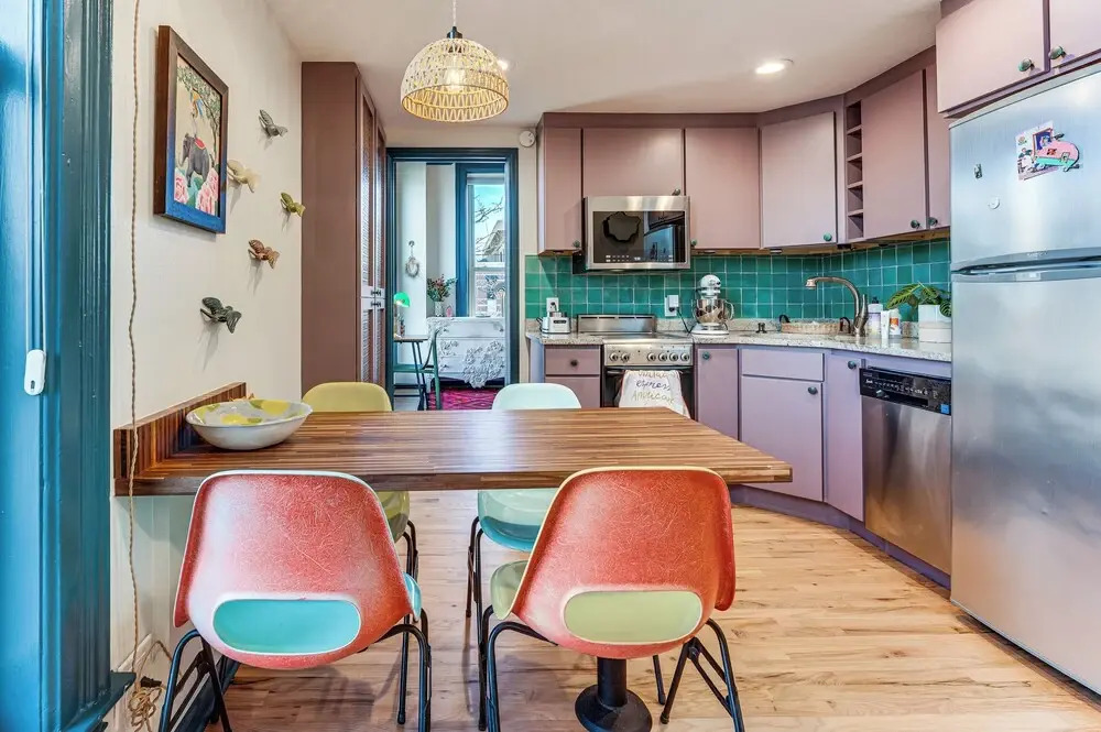 Shop, Dine, Unwind! Couples Retreat in Dtwn Golden