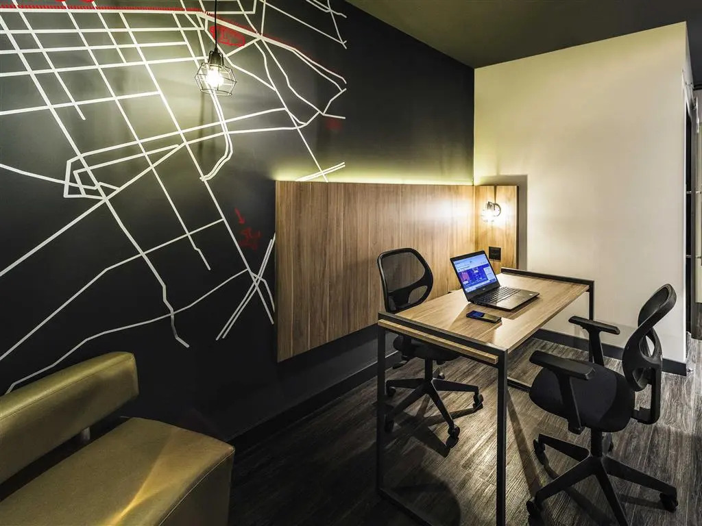 ibis Curitiba Batel