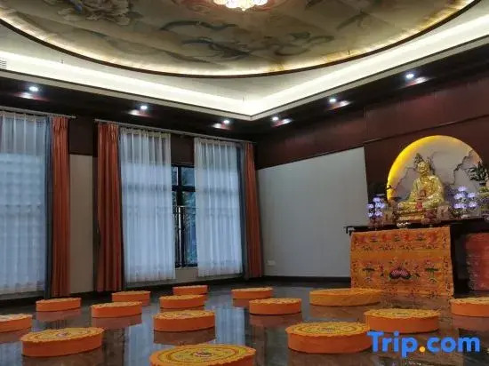 Xinxing Guo'en Hotel (Liuzu's Hometown)