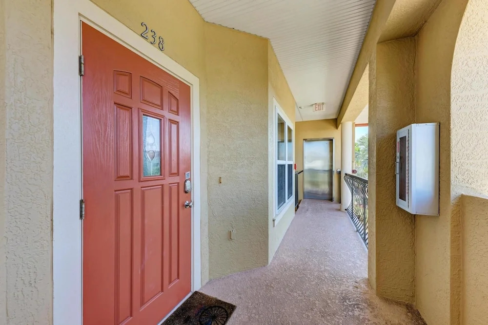 Bradenton Beach Club Bliss-2 Bedroom-2 Bathroom Condo-2 Pools-hottub-private Beach Access