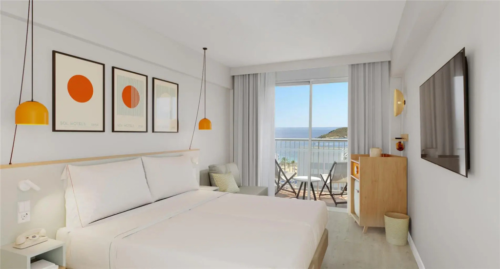 Отель Sol House Mallorca