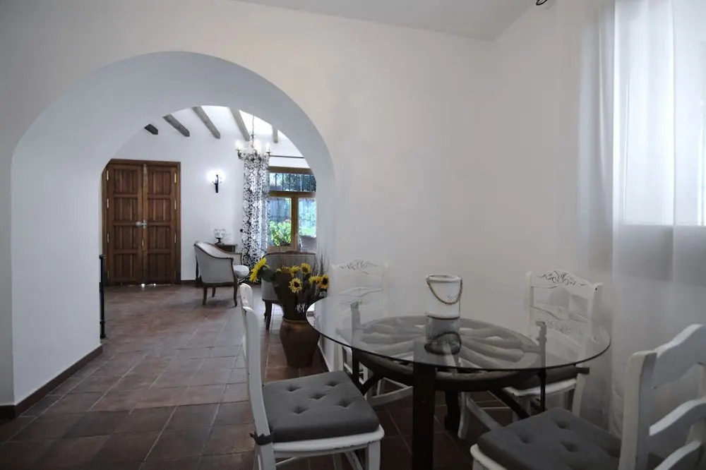 Casa Almendro