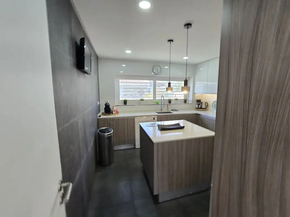Sesimbra Stylish Villa by Homing