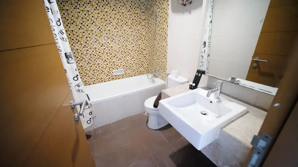 Spacious 3Br Apartment Connected To Cito Mall At Aryaduta Residence Surabaya