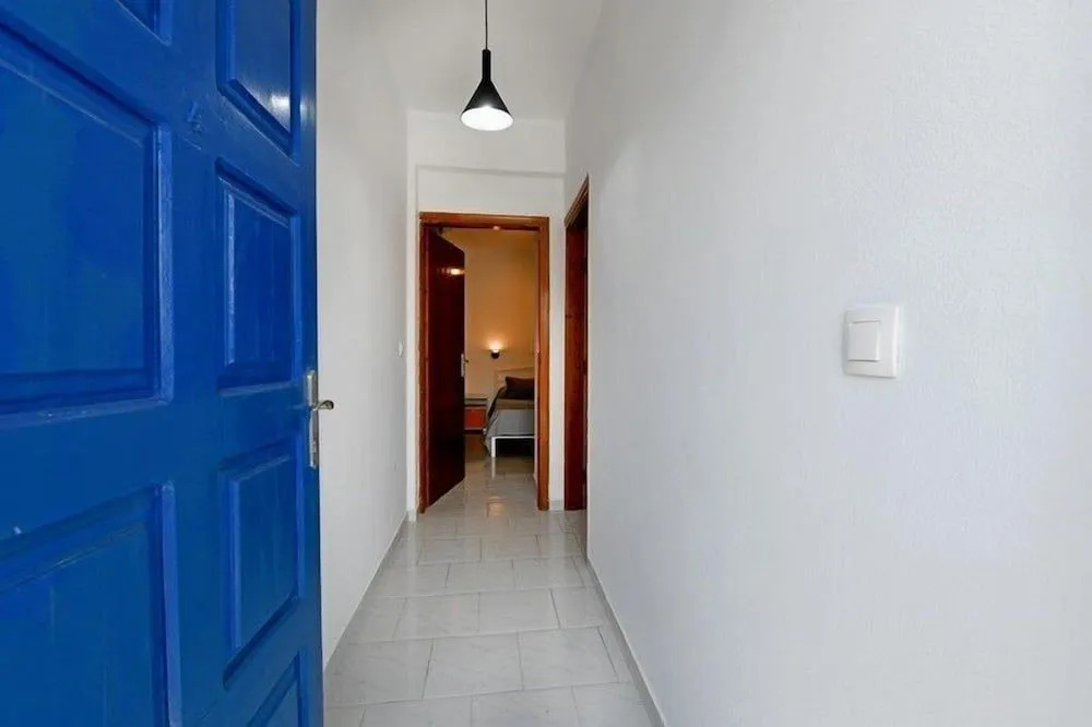 Lunar Santorini Hotel