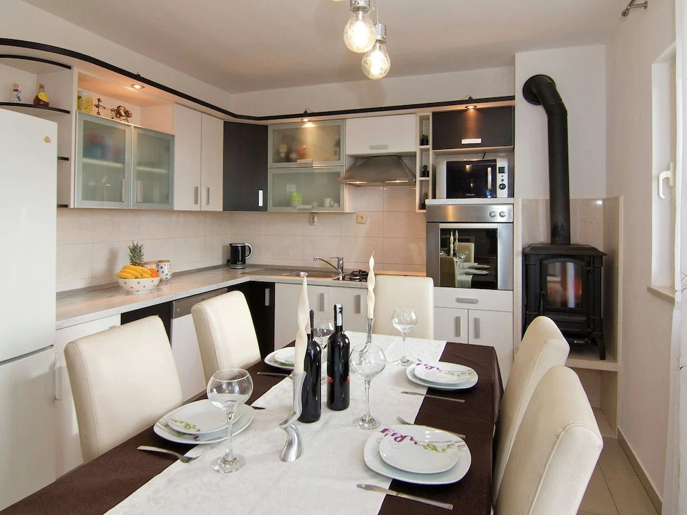 Upscale Apartment in Dalmatia With Terrace