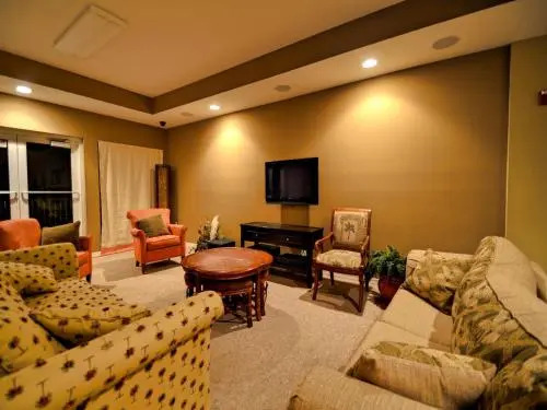 Harborview Grande 604