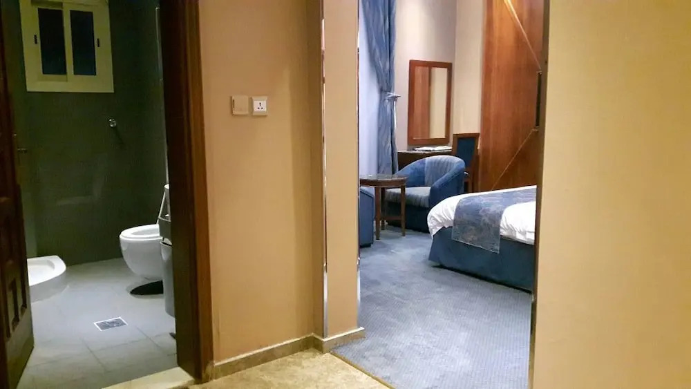 "أجنحة إيلاف الحمراء - شقق مخدومة اقتصادي Elaf Al Hamra Suites Economy Serviced Apartments