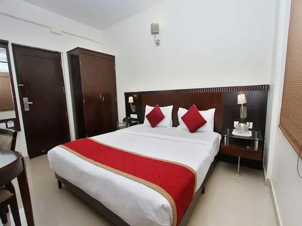 Hotel Amshi International
